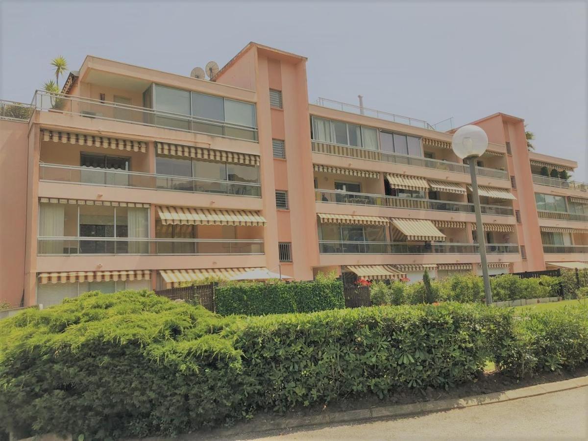Apt Golfe Juan - 5min des plages - Parking privée - Piscine Rooftop Vallauris Esterno foto