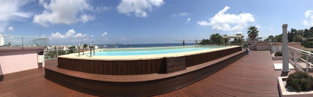 Apt Golfe Juan - 5min des plages - Parking privée - Piscine Rooftop Vallauris Esterno foto