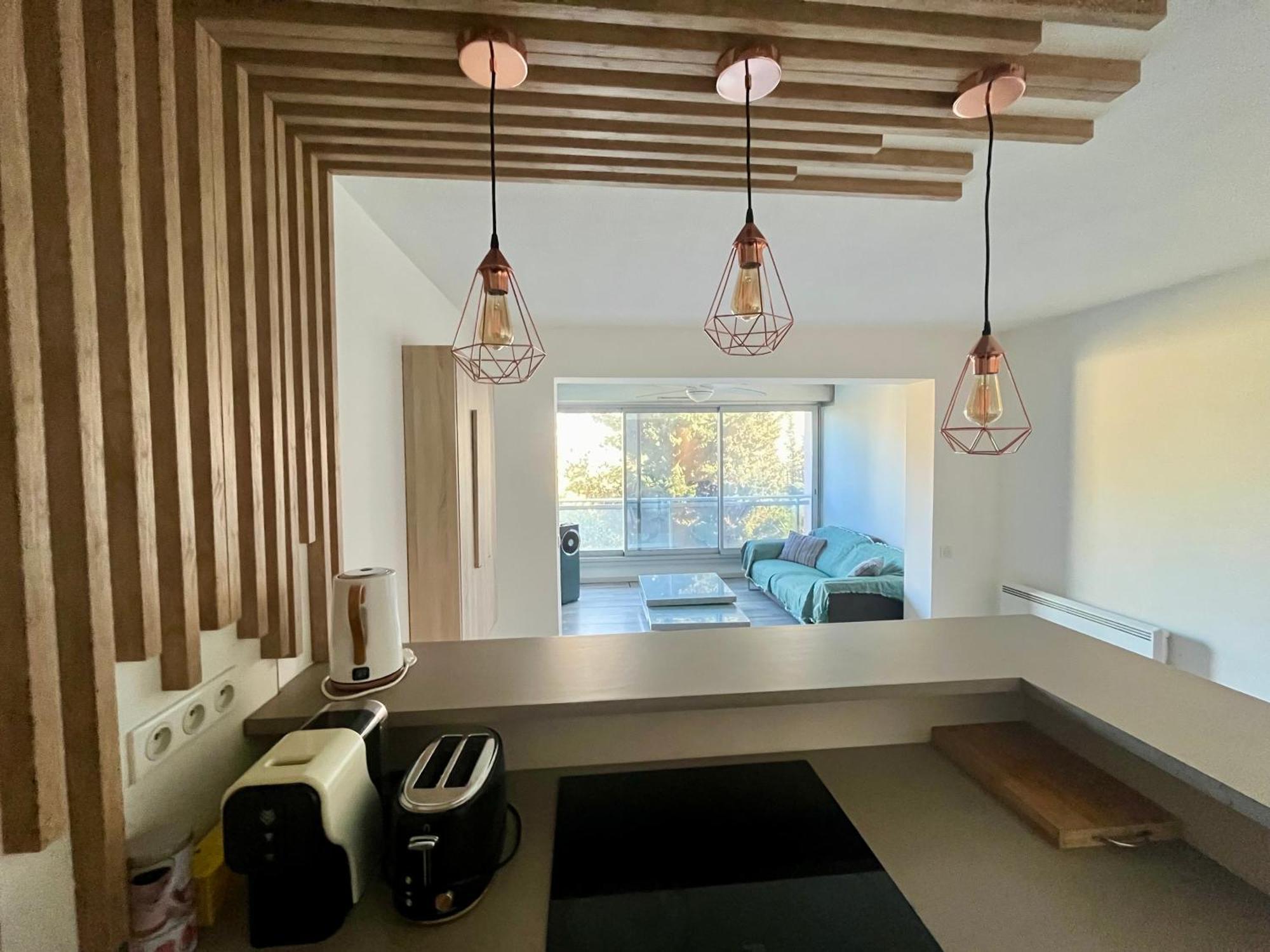 Apt Golfe Juan - 5min des plages - Parking privée - Piscine Rooftop Vallauris Esterno foto