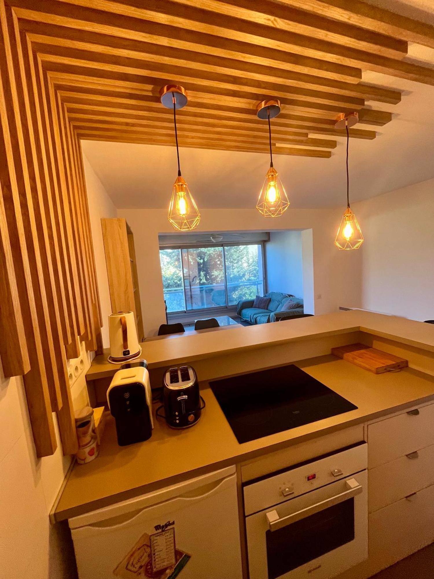 Apt Golfe Juan - 5min des plages - Parking privée - Piscine Rooftop Vallauris Esterno foto